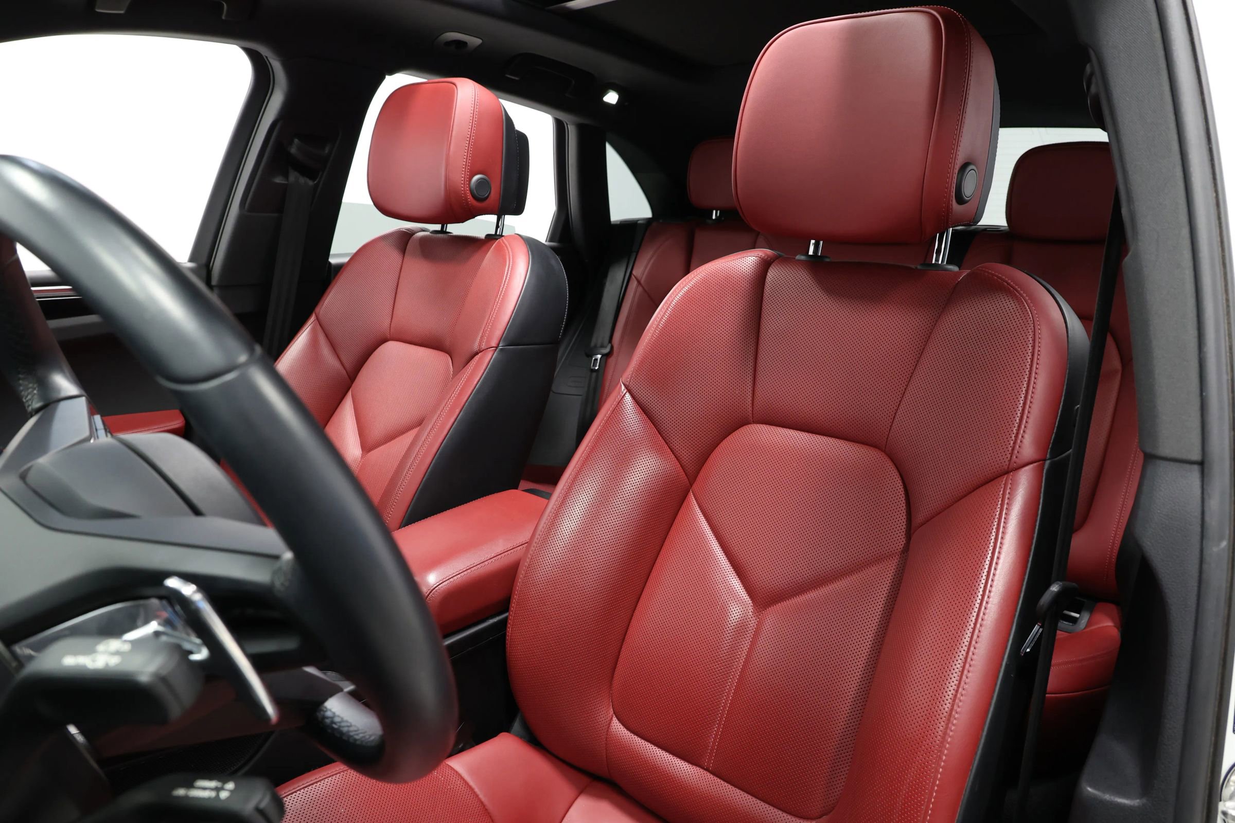 Used 2022 Porsche Macan image 15