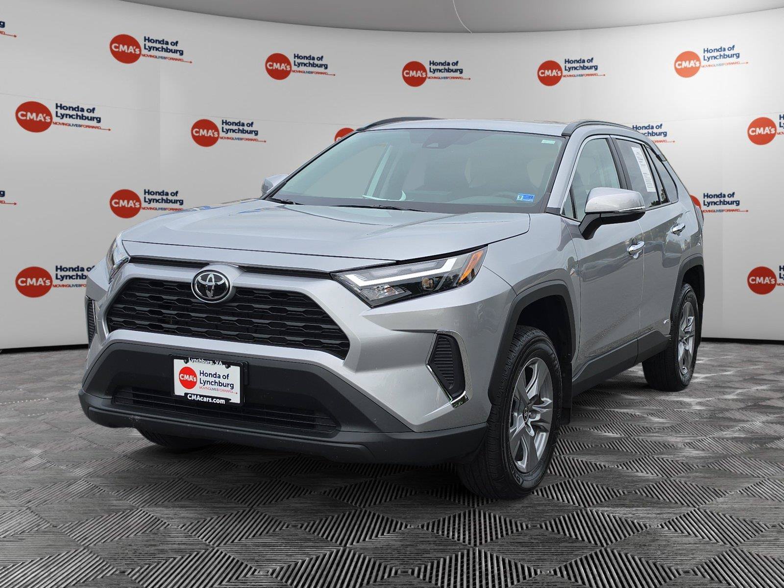Used 2025 Toyota RAV4 XLE w/ Convenience Package