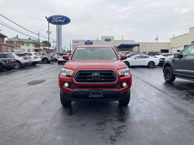 Used 2021 Toyota Tacoma SR5 AWD/4WD image 6