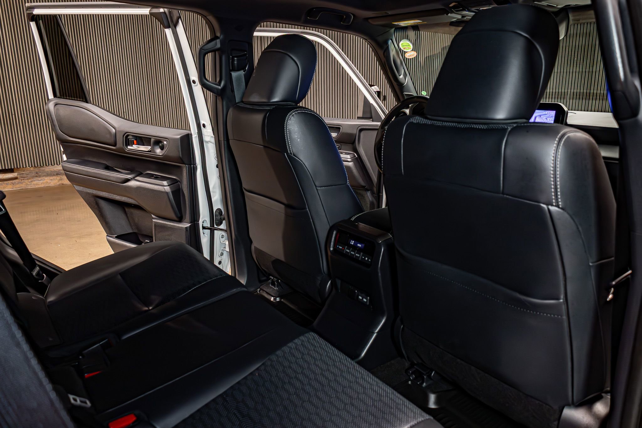 Used 2025 Toyota Land Cruiser w/ Premium Package AWD/4WD image 26