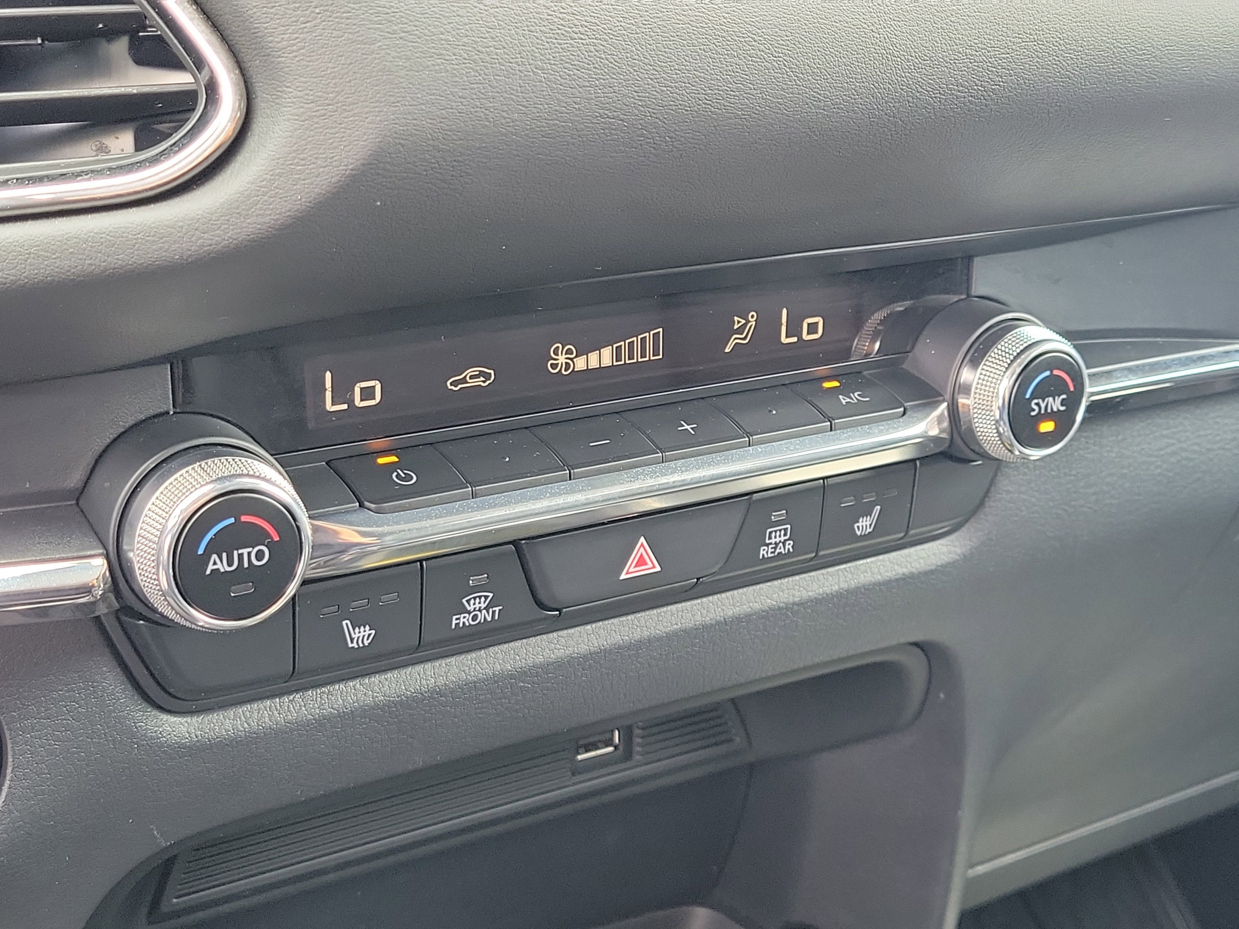 Used 2021 MAZDA CX-30 FWD 2.5 S w/ Preferred Package image 29