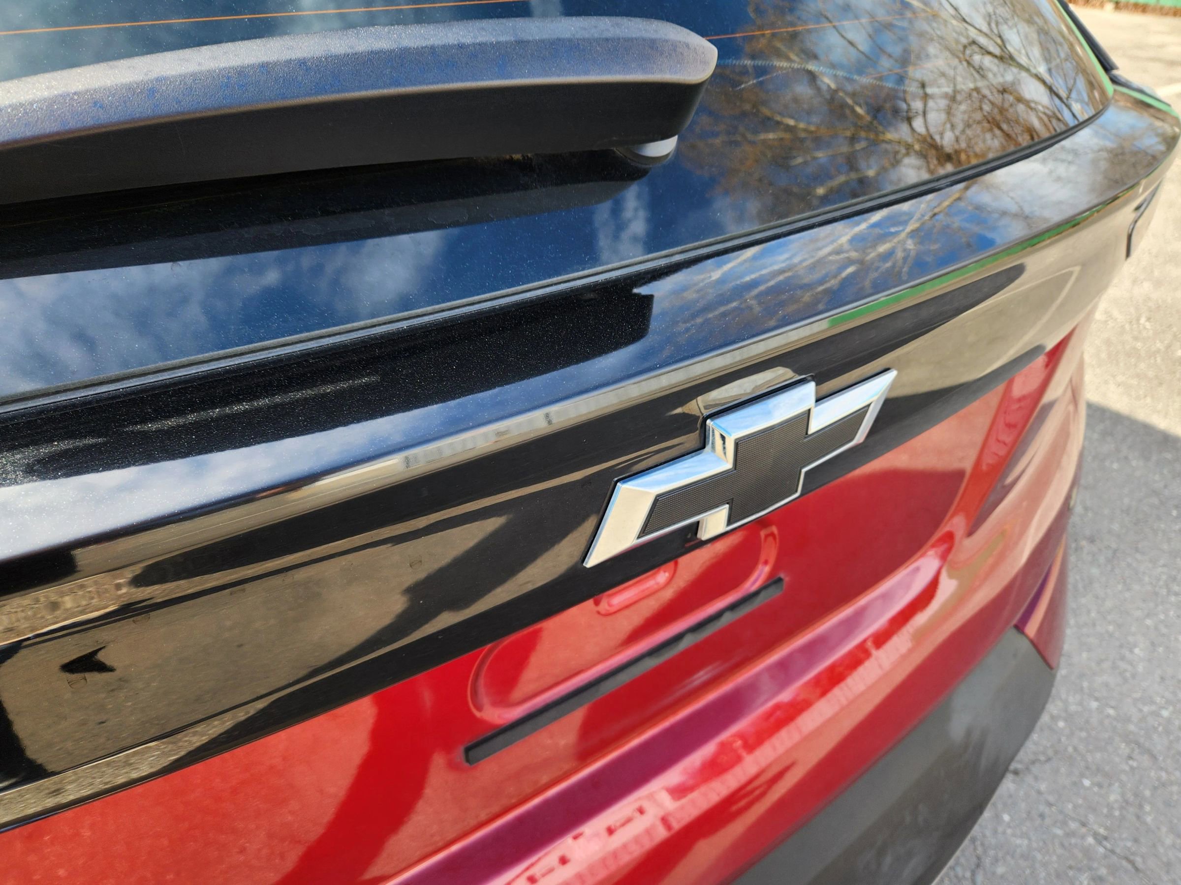 Used 2022 Chevrolet Bolt EUV LT w/ Convenience Package image 12