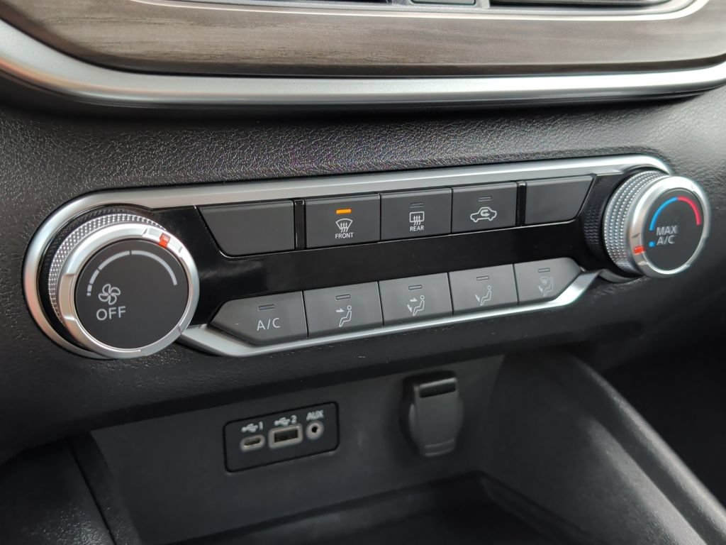 Used 2025 Nissan Altima 2.5 SV FWD image 23