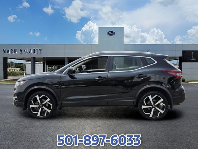 Used 2020 Nissan Rogue Sport SL FWD image 2