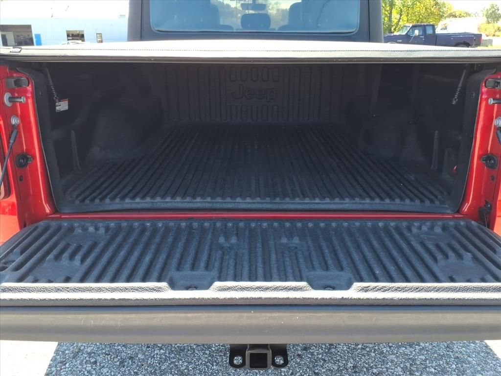 Used 2021 Jeep Gladiator Rubicon image 10