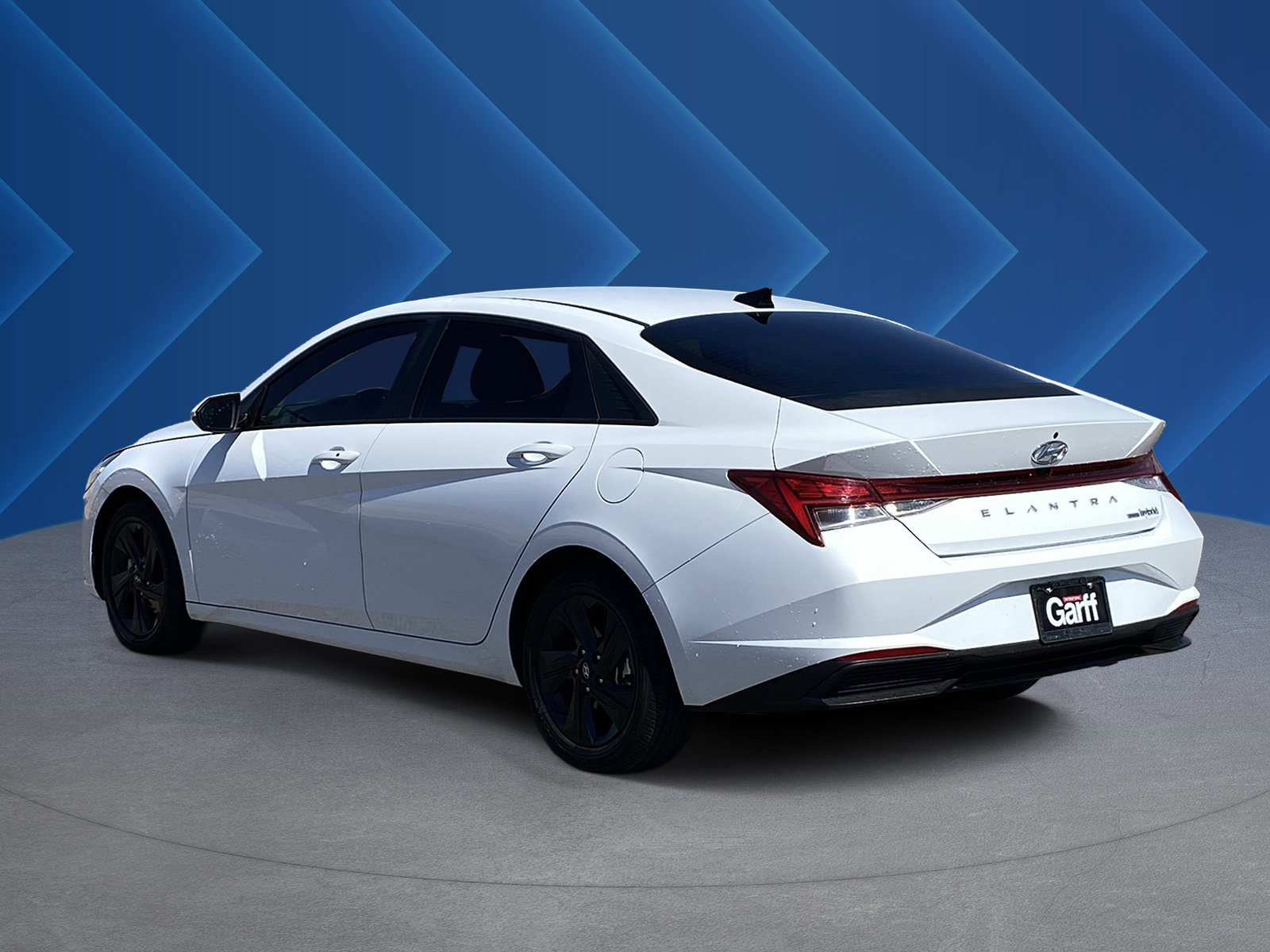 Used 2022 Hyundai Elantra Blue w/ Cargo Package FWD image 5