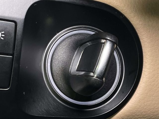 Used 2023 Porsche Cayenne image 44