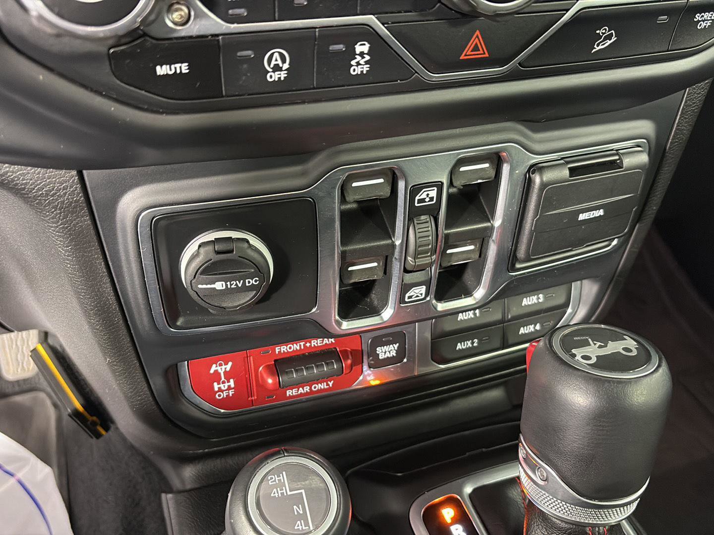 Used 2019 Jeep Wrangler Unlimited Rubicon image 40