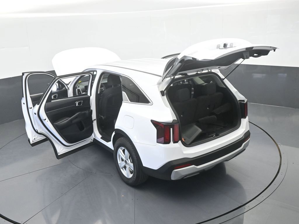 Used 2025 Kia Sorento LX image 63