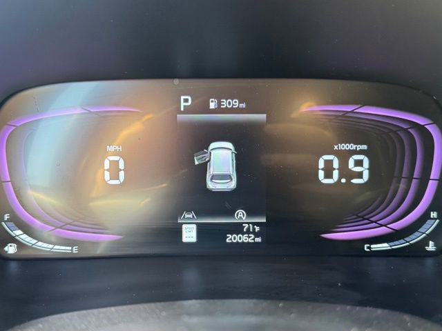 Certified 2025 Kia Soul LX FWD image 25