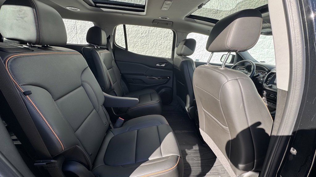 Used 2023 GMC Acadia AT4 w/ Preferred Package image 13
