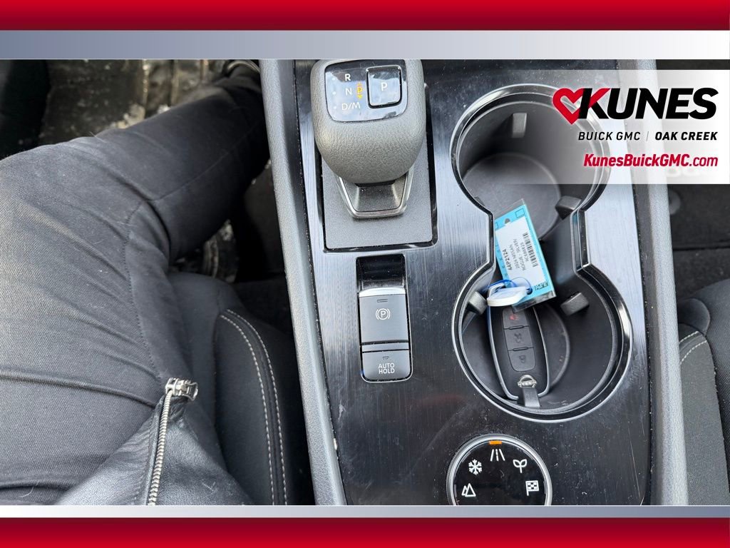 Used 2024 Nissan Rogue S image 12