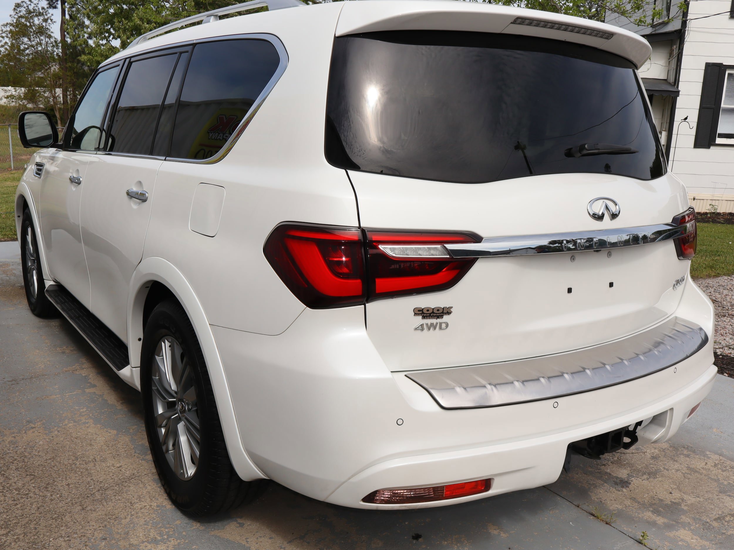 Used 2021 INFINITI QX80 Luxe AWD/4WD image 8