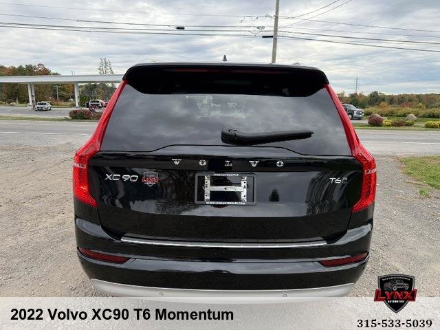 Used 2022 Volvo XC90 T6 Momentum image 4