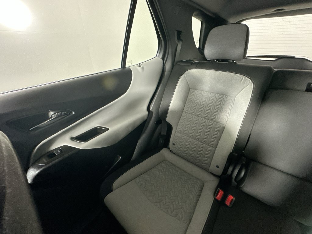 Used 2024 Chevrolet Equinox LS w/ LS Convenience Package FWD image 12