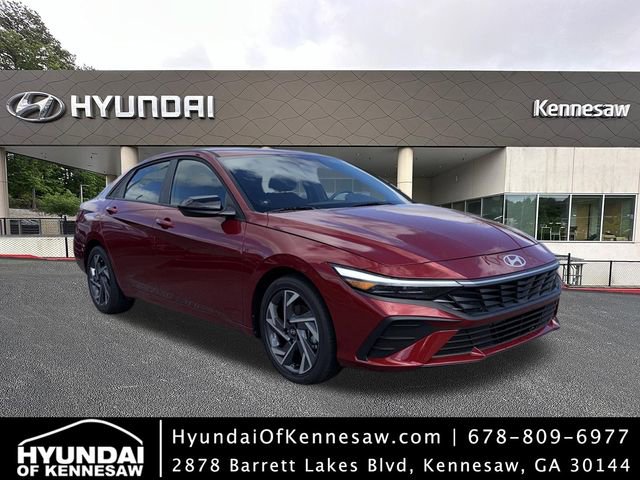 Certified 2025 Hyundai Elantra Sport image 1