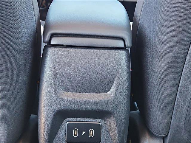 Certified 2025 Hyundai Venue SEL image 24