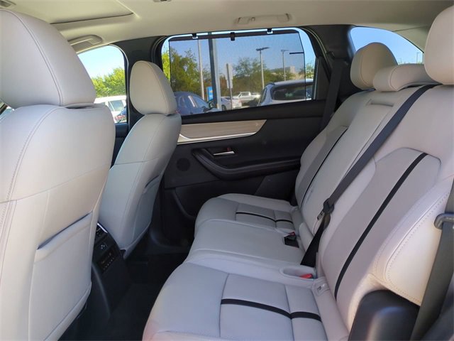 Used 2025 MAZDA CX-70 3.3 Turbo w/ Premium Package image 16