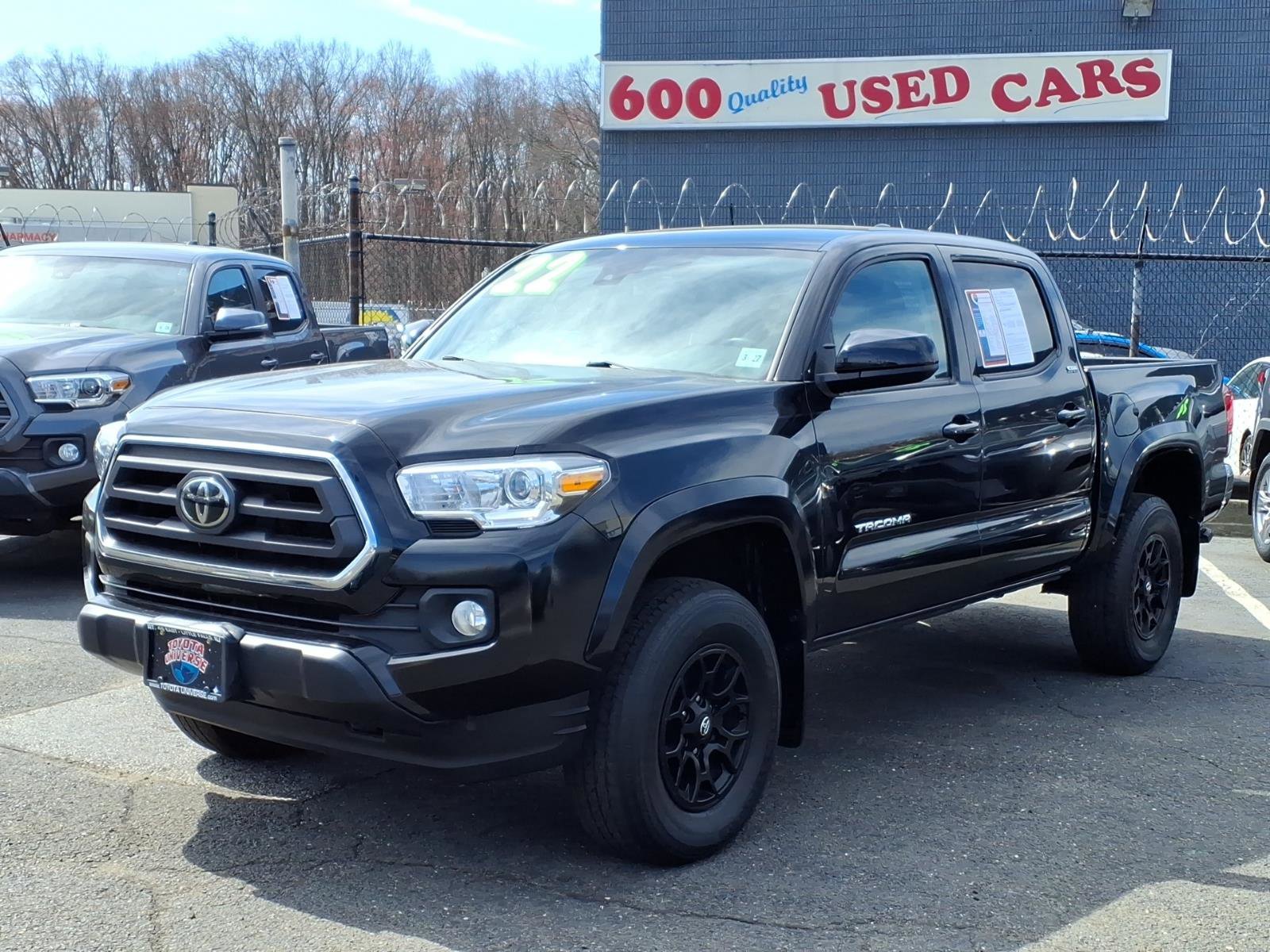 Used 2022 Toyota Tacoma SR5 AWD/4WD image 3