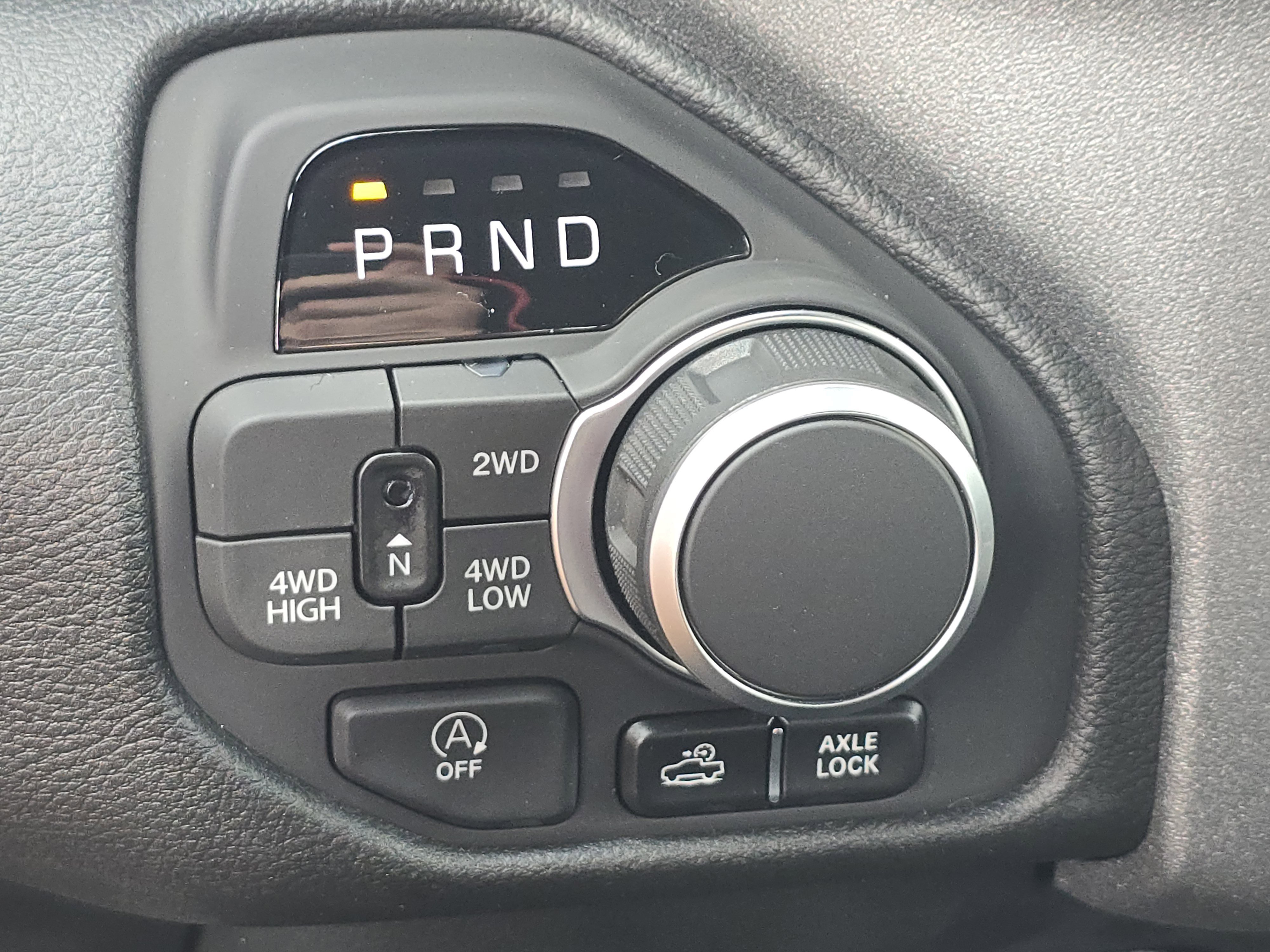 New 2026 RAM 1500 Classic Warlock image 32