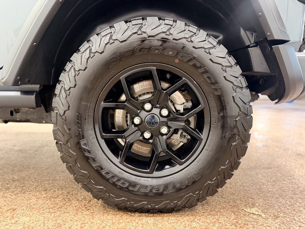 Used 2024 Jeep Wrangler Unlimited AWD/4WD image 25