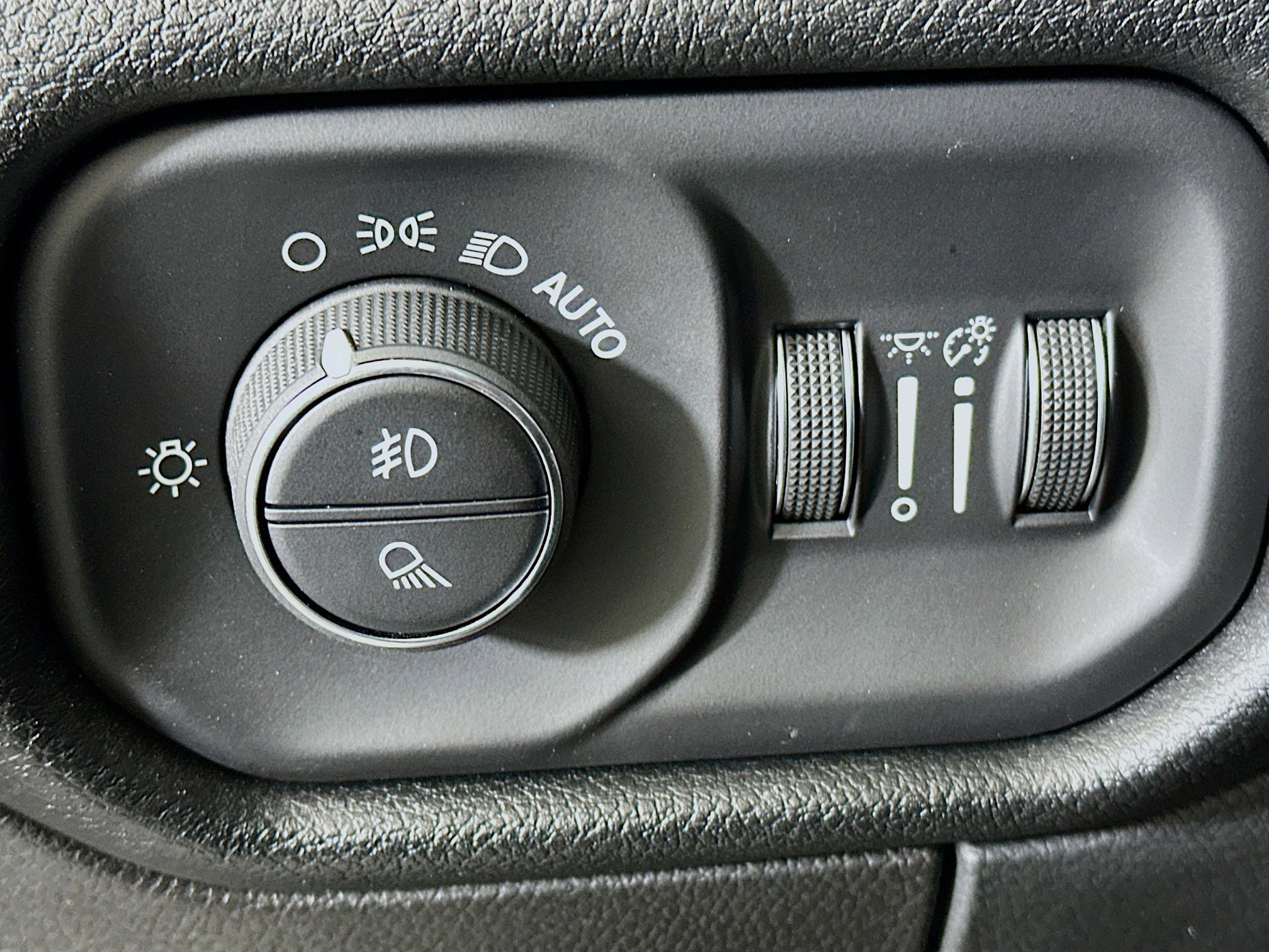 Used 2022 RAM 1500 Laramie image 17