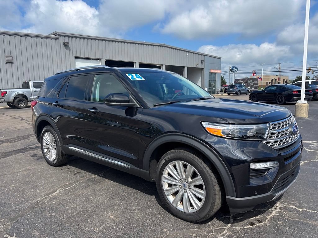 Used 2024 Ford Explorer Limited w/ Limited Technology Package AWD/4WD image 7