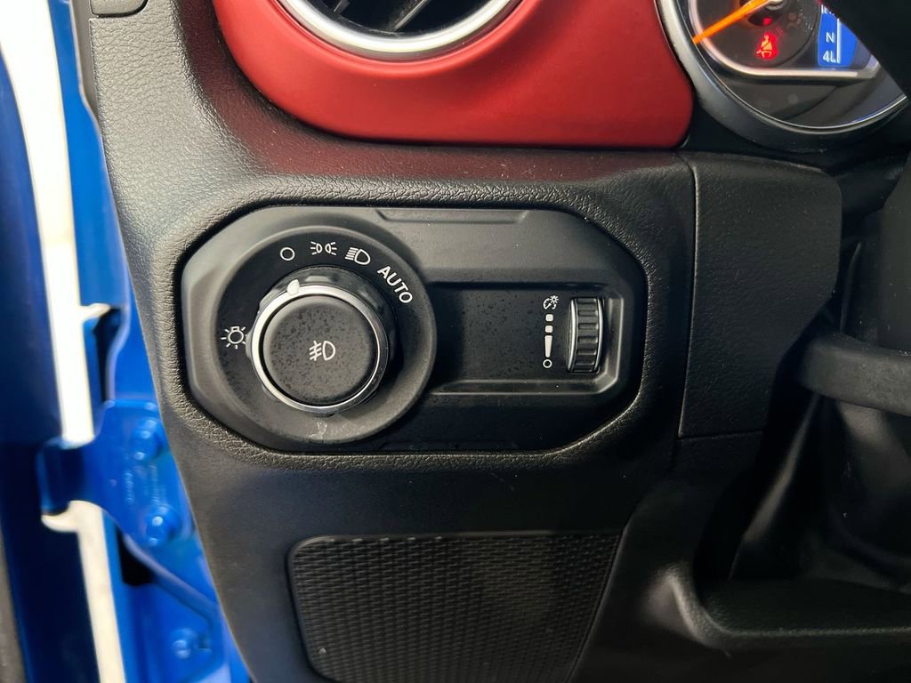 Used 2023 Jeep Wrangler Rubicon w/ LED Lighting Group image 19