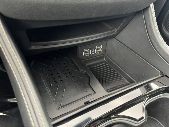 Used 2025 Chrysler Pacifica Limited FWD image 20