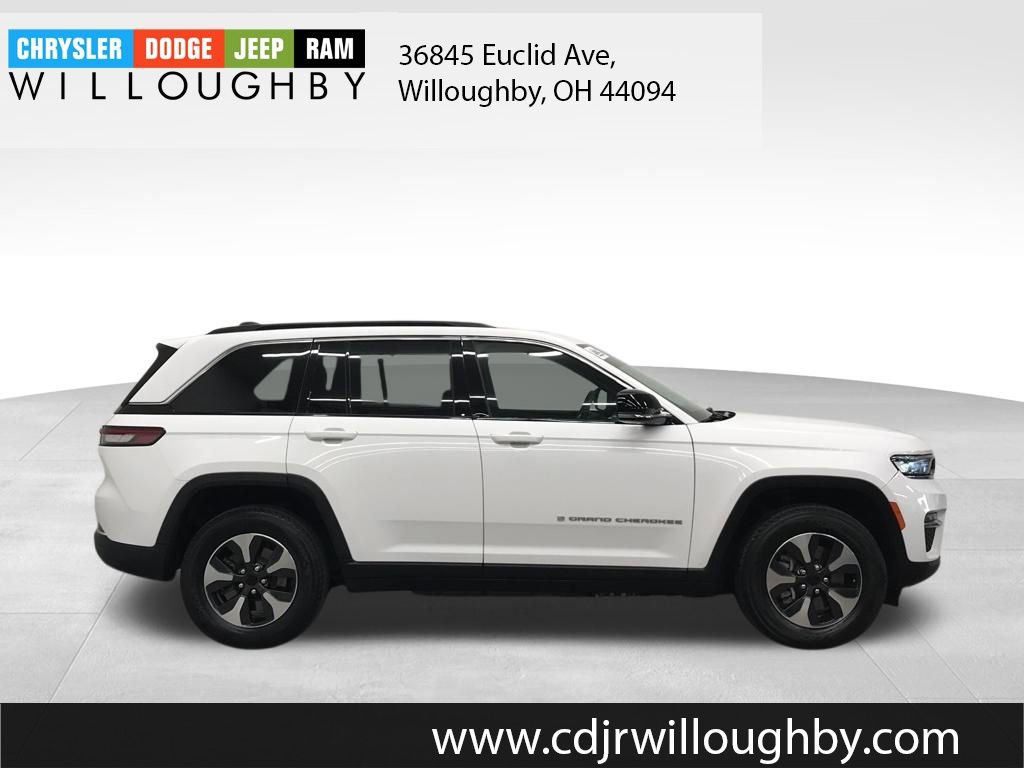 Used 2024 Jeep Grand Cherokee Limited 4xe image 4