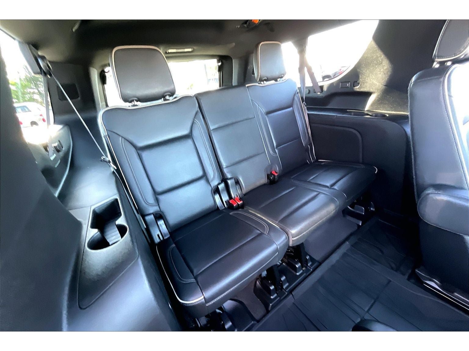 Used 2023 Chevrolet Suburban Premier AWD/4WD image 30