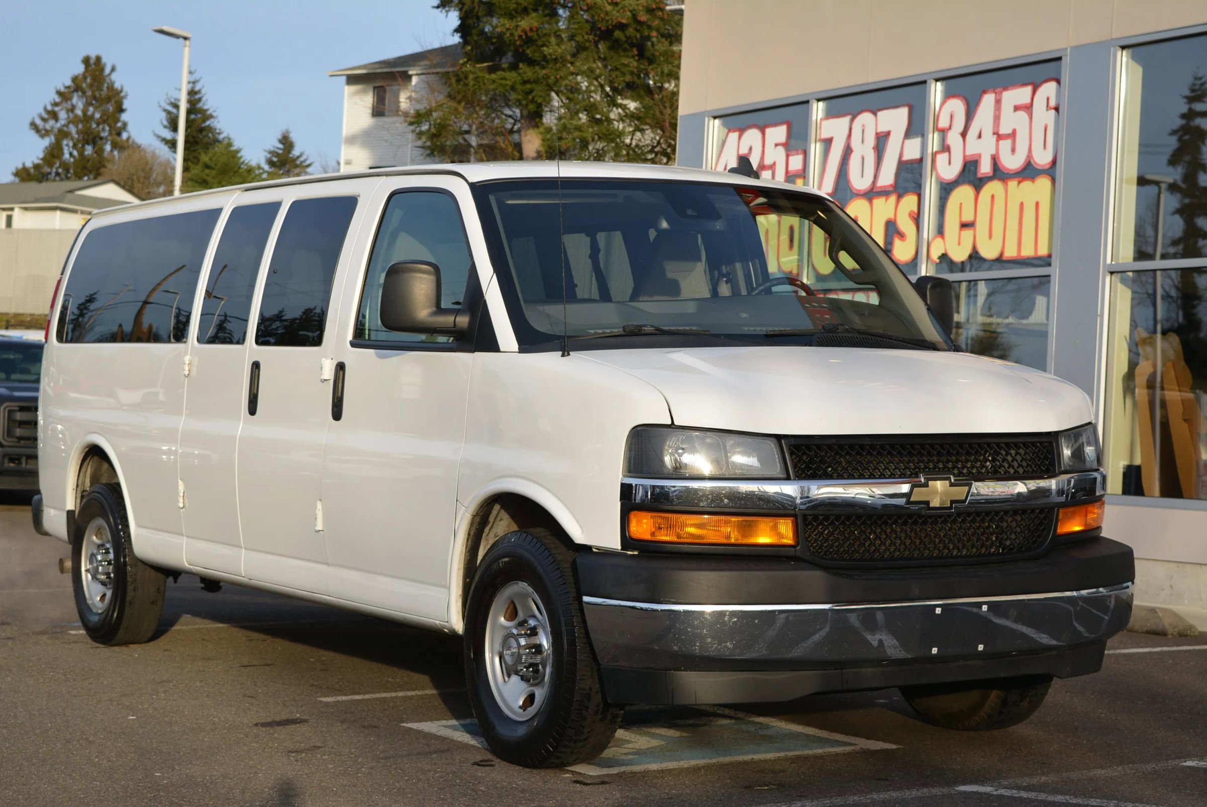 Used 2019 Chevrolet Express 3500 LT w/ LT Preferred Equipment Group