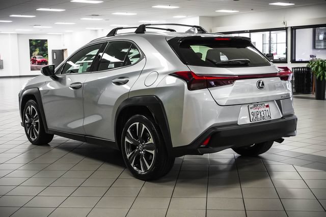 Certified 2025 Lexus UX 300h FWD w/ Accessory Package (Z2) image 8