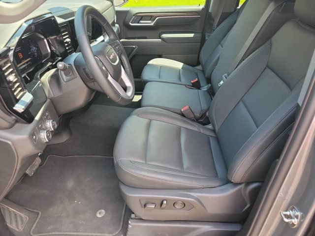 Used 2026 GMC Sierra 1500 SLT AWD/4WD image 4