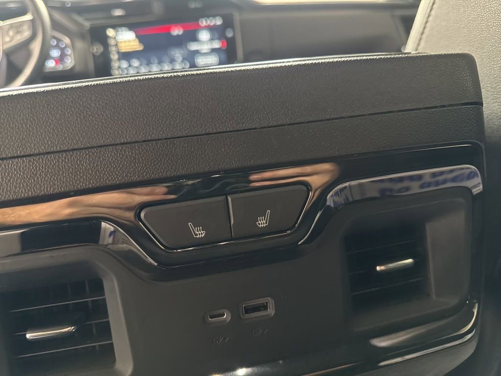 Used 2023 GMC Sierra 1500 AT4 w/ Technology Package image 24