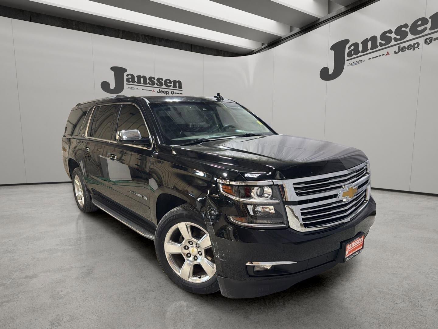 Used 2016 Chevrolet Suburban LTZ image 5