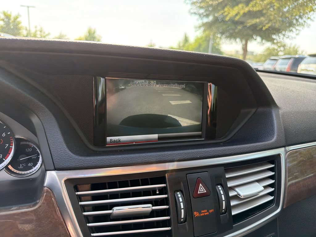 Used 2013 Mercedes-Benz E 350 4MATIC Sedan image 24