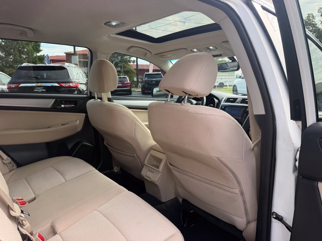 Used 2019 Subaru Outback 2.5i Premium AWD/4WD image 25