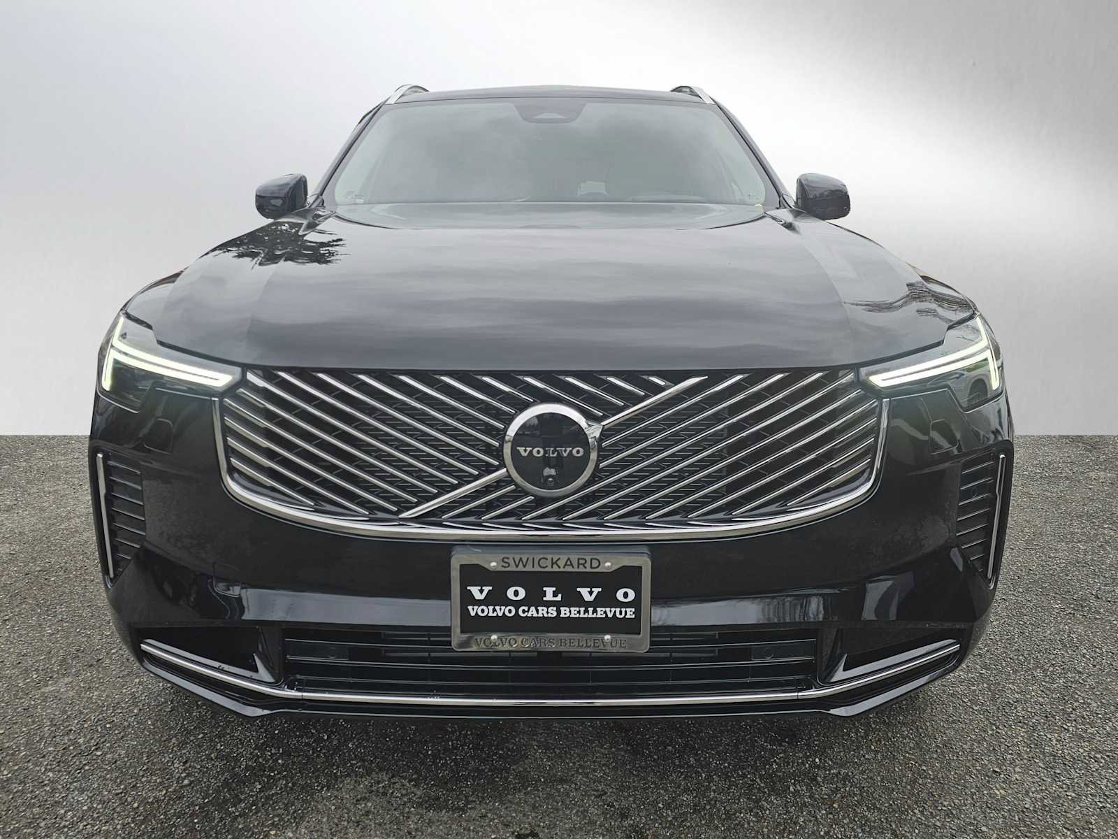 New 2026 Volvo XC90 T8 Ultra w/ Protection Package Premier image 8