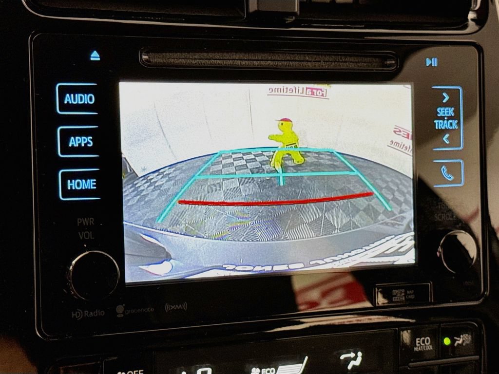 Used 2017 Toyota Prius Four Touring FWD image 7