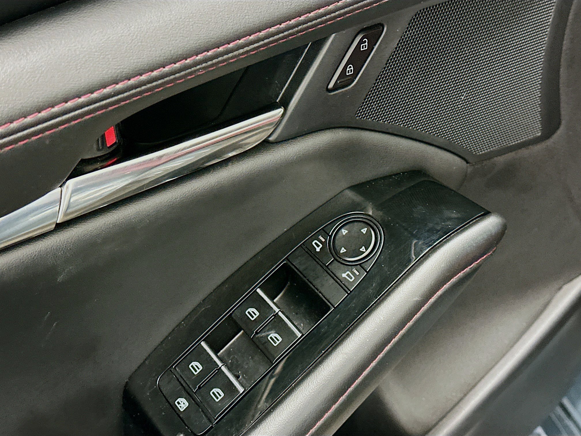 Used 2024 MAZDA MAZDA3 s image 15