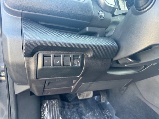 Used 2023 Subaru Ascent Premium w/ Convenience Package image 14