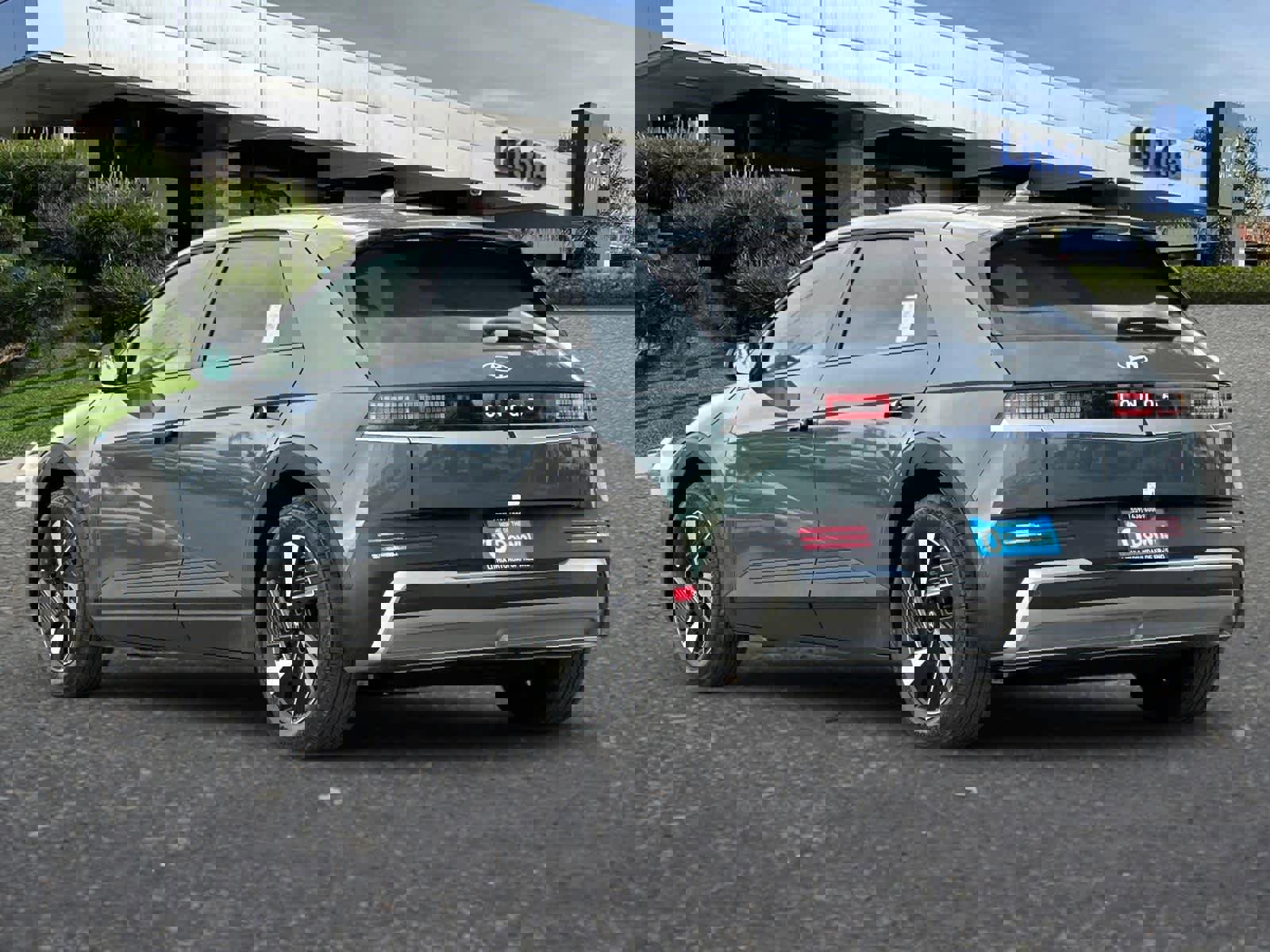 New 2026 Hyundai Ioniq 5 SE image 6