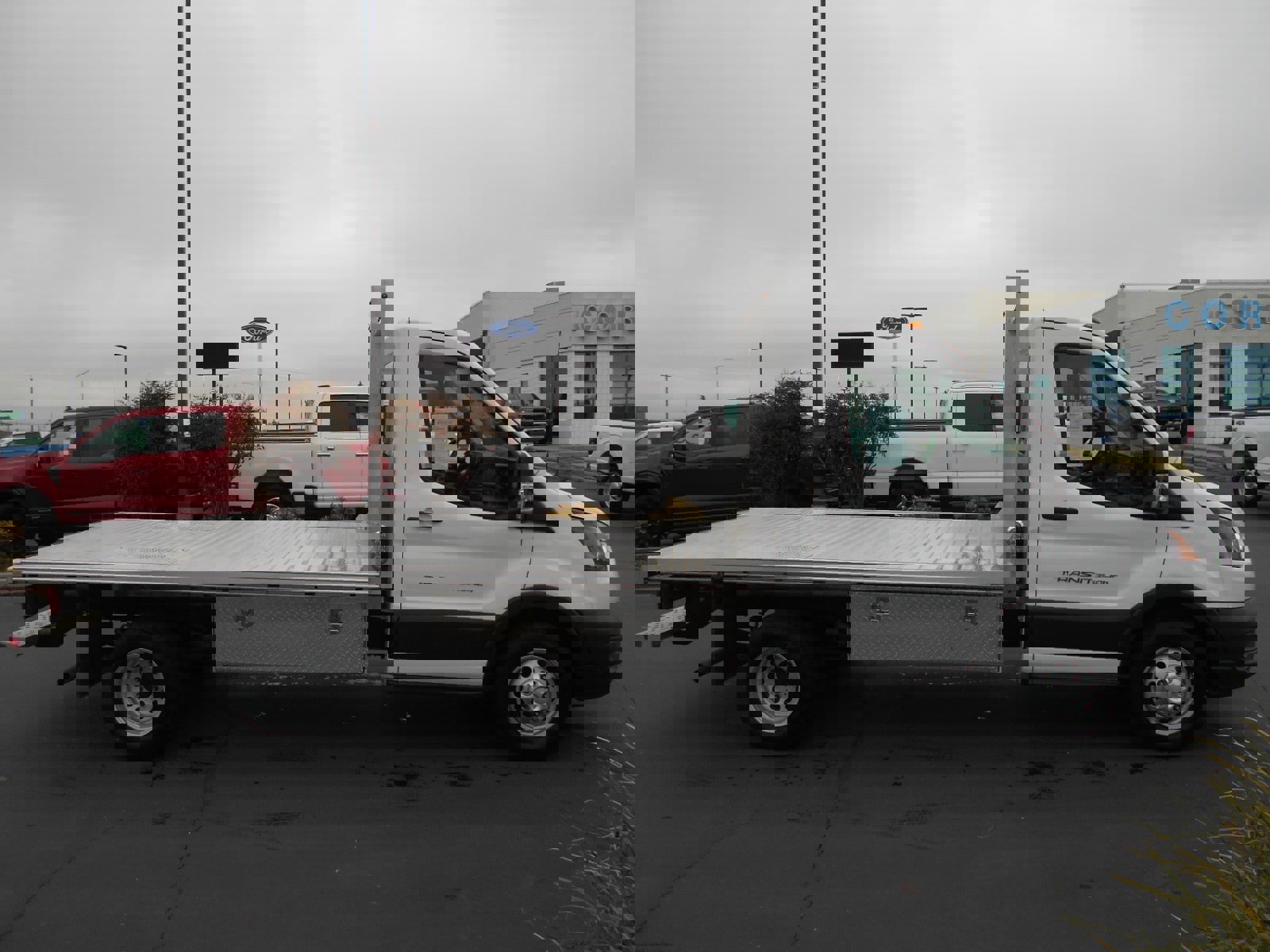 Used 2024 Ford Transit 350 image 3