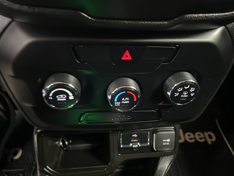 Used 2020 Jeep Renegade Sport FWD image 18