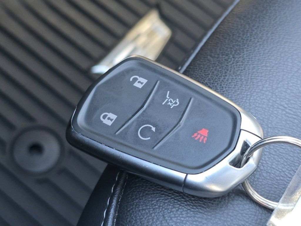 Used 2023 Cadillac XT4 Premium Luxury image 31