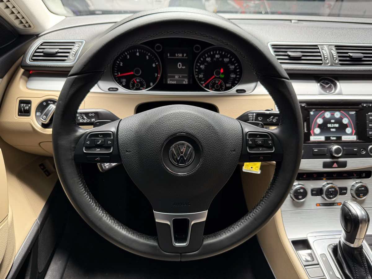Used 2014 Volkswagen CC Sport FWD image 12