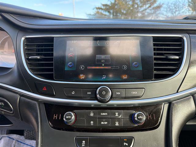 Used 2017 Buick LaCrosse Preferred image 16