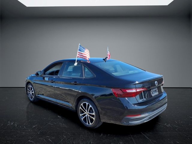 Used 2024 Volkswagen Jetta Sport FWD image 6