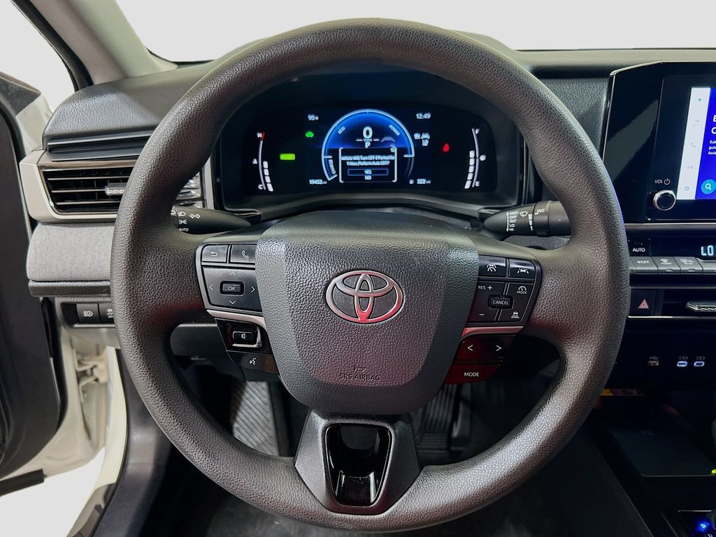 Used 2025 Toyota Camry LE w/ Convenience Package FWD image 10